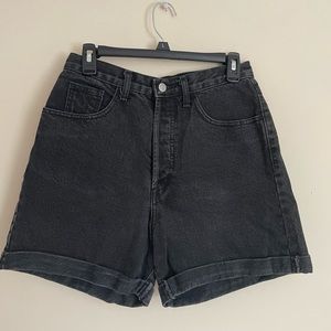 Womens vintage guess shorts